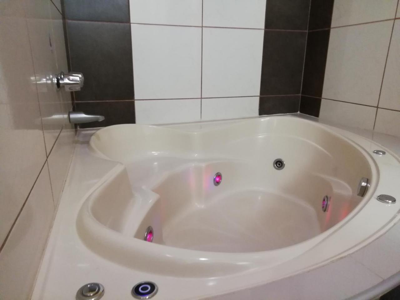Madison Suite Tacna Luaran gambar